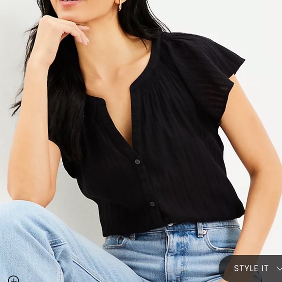 LOFT Flutter Sleeve Button Top🎉🎉 - Picture 2 of 7